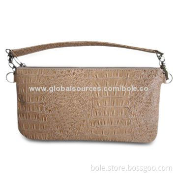 Handbag in Crocodile PU Leather with Metal Chain Linked Handle